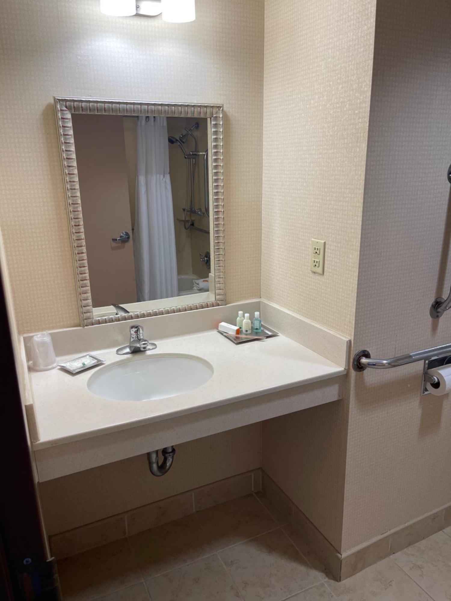 Quality Hotel Essington Bagian luar foto